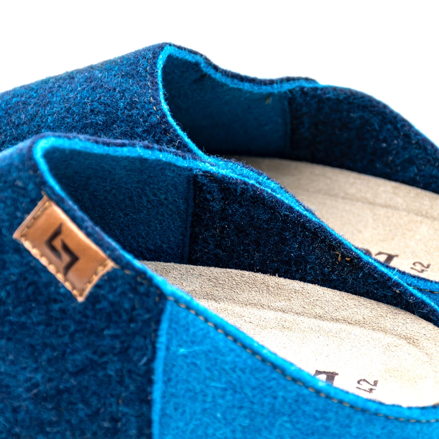 HOT 01 BLU